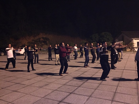 公益健身活动.JPG 公益健身活动.JPG